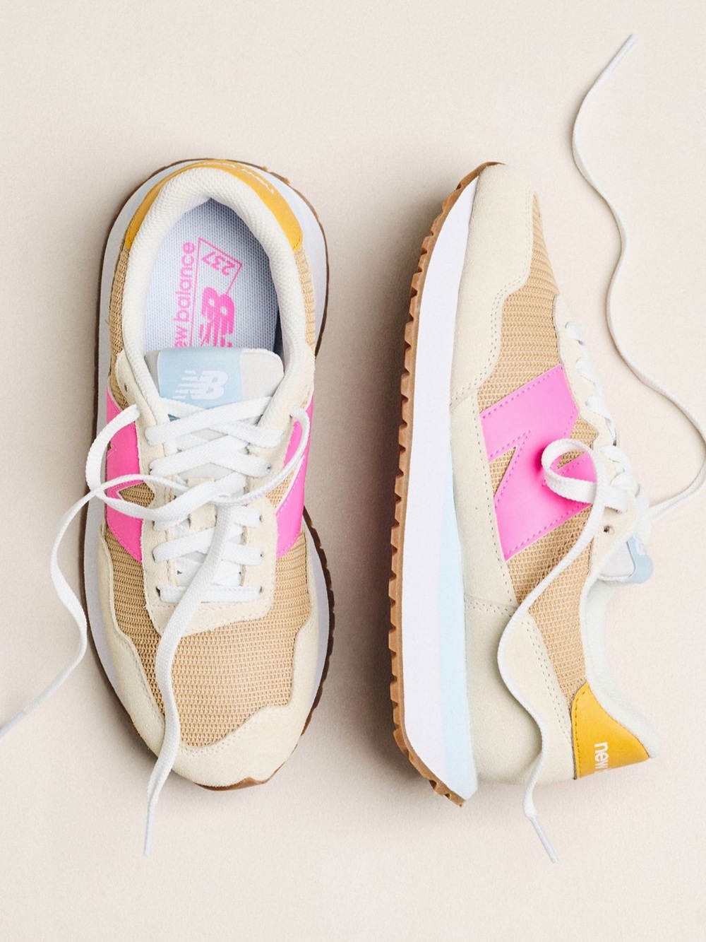 New Balance 237 Sneakers Lifestyle Athletic Shoes Beige Pink Women’s 6.5 NEW NWT